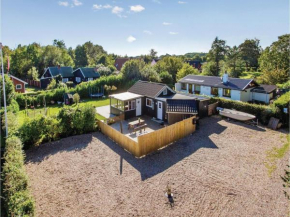 Two-Bedroom Holiday home with Sea View in Frørup